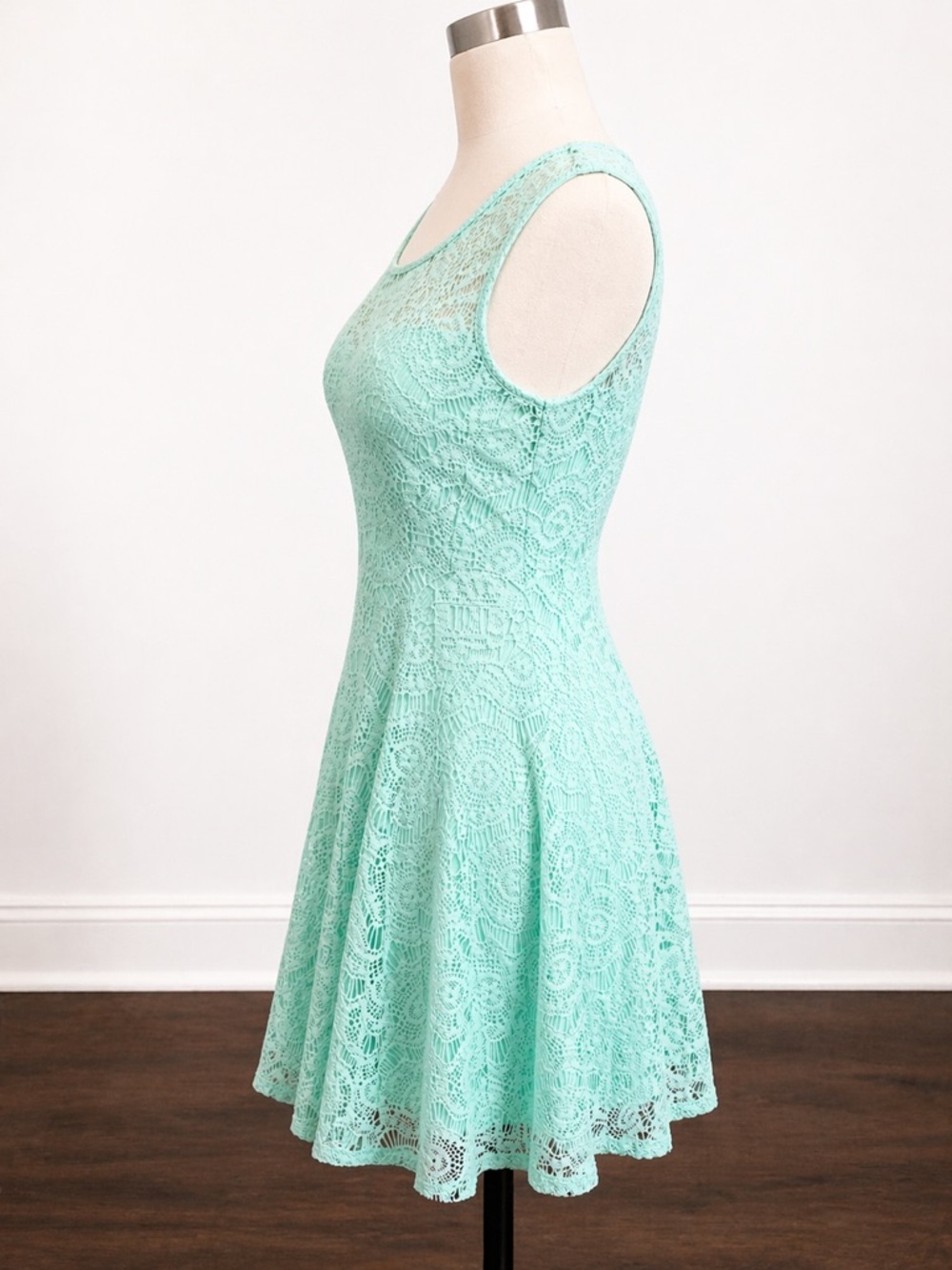 BeBop Mint Lace Fit Flare Dress NWT Size M Pool Blue Sleeveless - Picture 4 of 9
